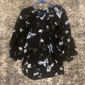 Blouse size medium